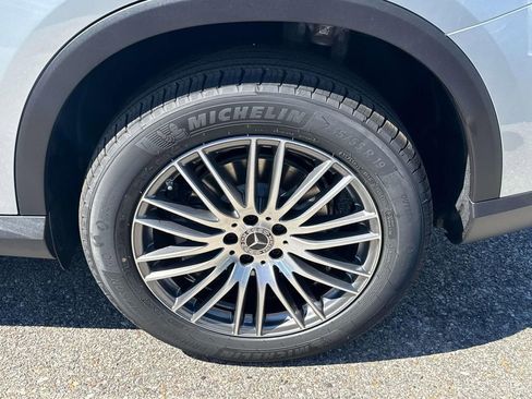 New 2026 Mercedes-Benz GLC 300 image 3