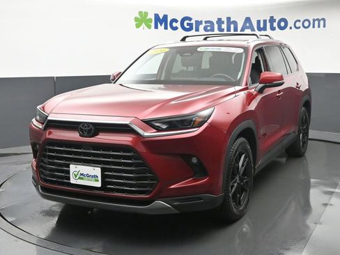 Used 2024 Toyota Grand Highlander AWD image 24