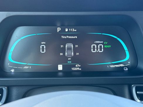 Certified 2025 Hyundai Elantra Blue image 26