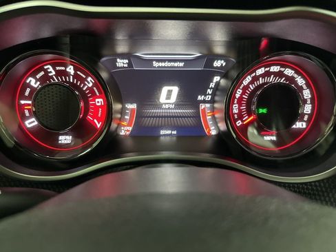 Used 2019 Dodge Challenger SRT Hellcat image 13