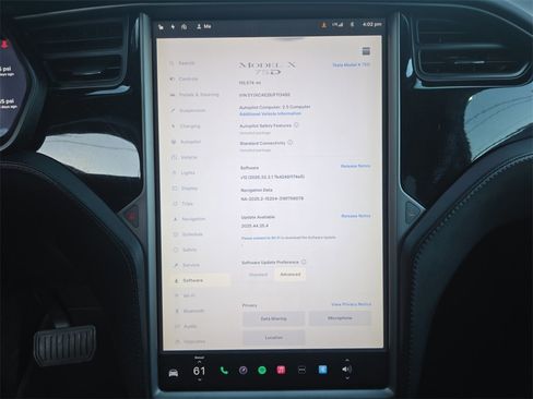 Used 2018 Tesla Model X 75D image 35