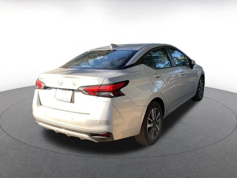 Used 2025 Nissan Versa SV image 7