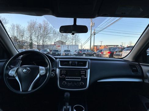 Used 2017 Nissan Altima 2.5 S w/ Power Driver Seat Package FWD image 24