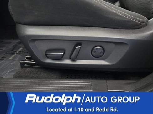 Used 2022 Nissan Rogue SV FWD image 12