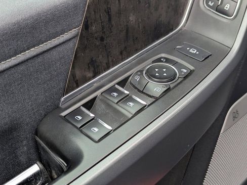 Used 2024 Ford F350 Lariat w/ Lariat Ultimate Package image 25