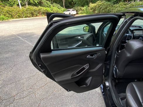 Used 2014 Ford Focus ST w/ Equipment Group 202A FWD image 38