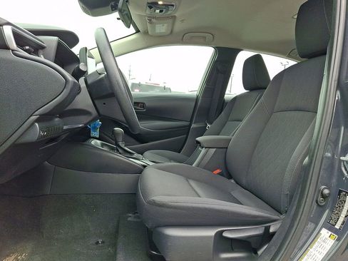 Used 2024 Toyota Corolla LE FWD image 13