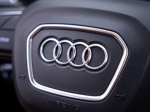 Used 2023 Audi Q8 Premium w/ Convenience Package AWD/4WD image 35