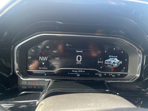 Used 2023 GMC Sierra 1500 SLT image 7