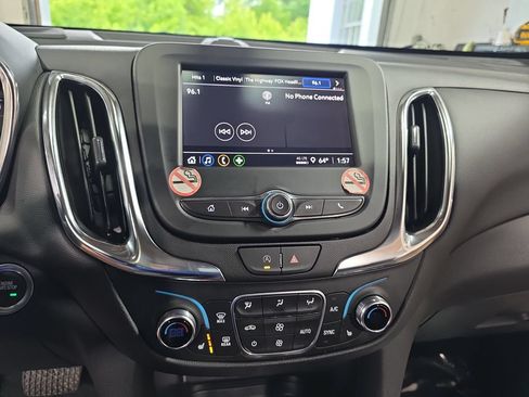 Used 2024 Chevrolet Equinox LT AWD/4WD image 19