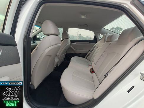 Used 2019 Hyundai Sonata SE FWD image 19