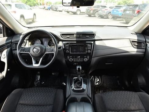 Used 2020 Nissan Rogue SV FWD image 7