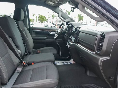 Used 2023 GMC Sierra 1500 Elevation image 16