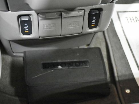 Used 2010 Honda Odyssey EX-L image 17