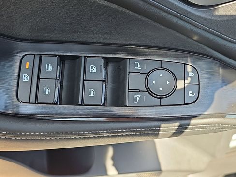 New 2026 Nissan Rogue SV w/ Cold Weather Package AWD/4WD image 28