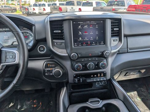 Used 2020 RAM 1500 Big Horn AWD/4WD image 16