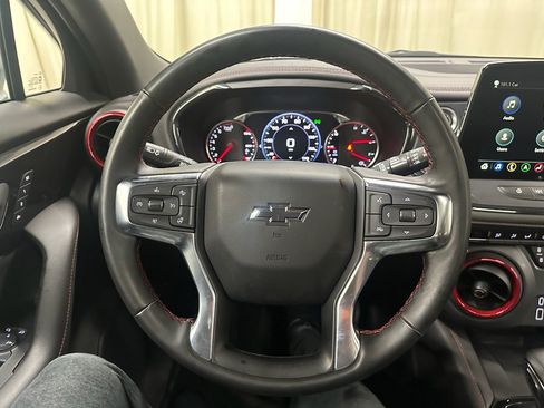 Certified 2025 Chevrolet Blazer RS w/ Enhanced Convenience Package image 33
