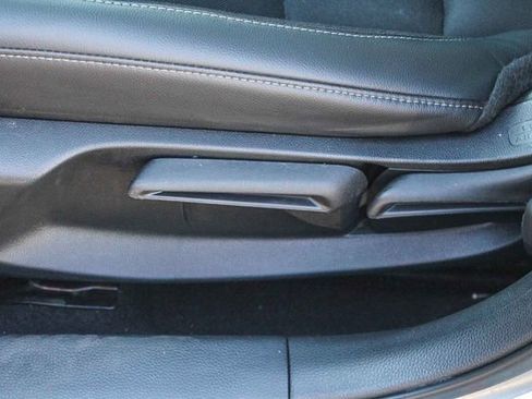 Used 2023 Honda Civic Sport image 29