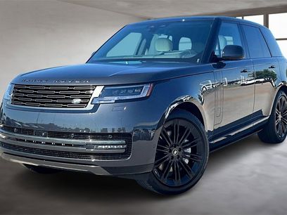 New 2025 Land Rover Range Rover SE