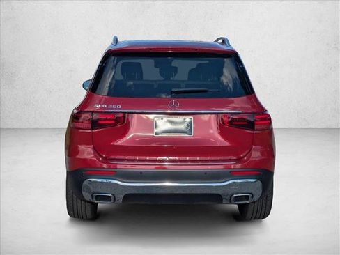 New 2026 Mercedes-Benz GLB 250 image 8