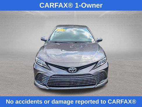 Used 2021 Toyota Camry LE FWD image 3