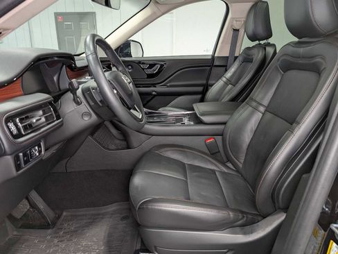 Used 2024 Lincoln Aviator Reserve w/ Elements Package Plus image 4