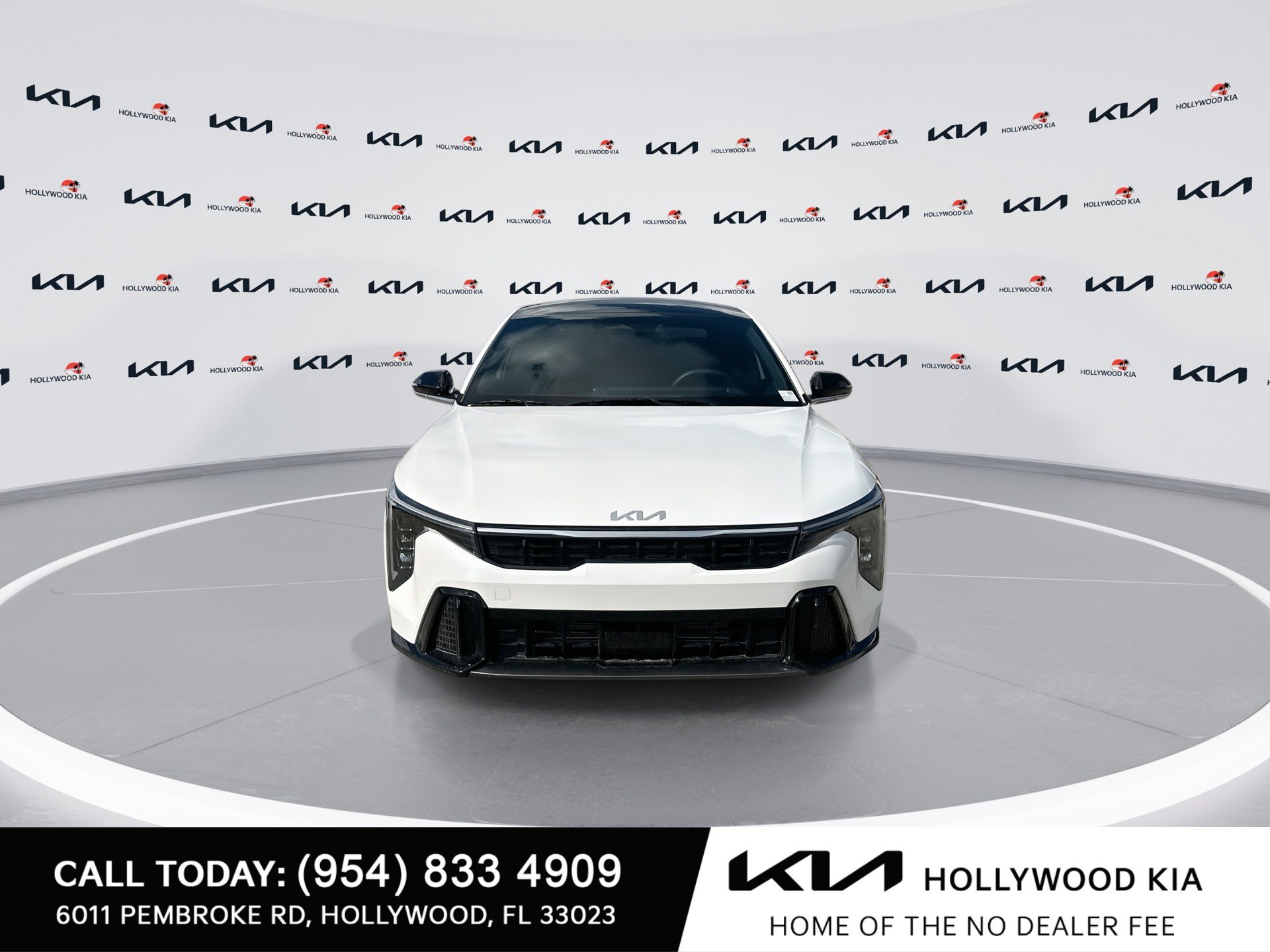 New 2026 Kia K4 GT-Line w/ GT-Line Premium Package FWD image 3