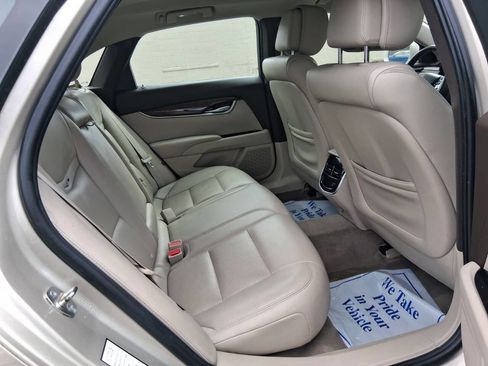 Used 2013 Cadillac XTS Luxury AWD/4WD image 12