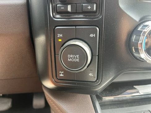 Used 2024 Ford F250 King Ranch w/ FX4 Off-Road Package AWD/4WD image 16