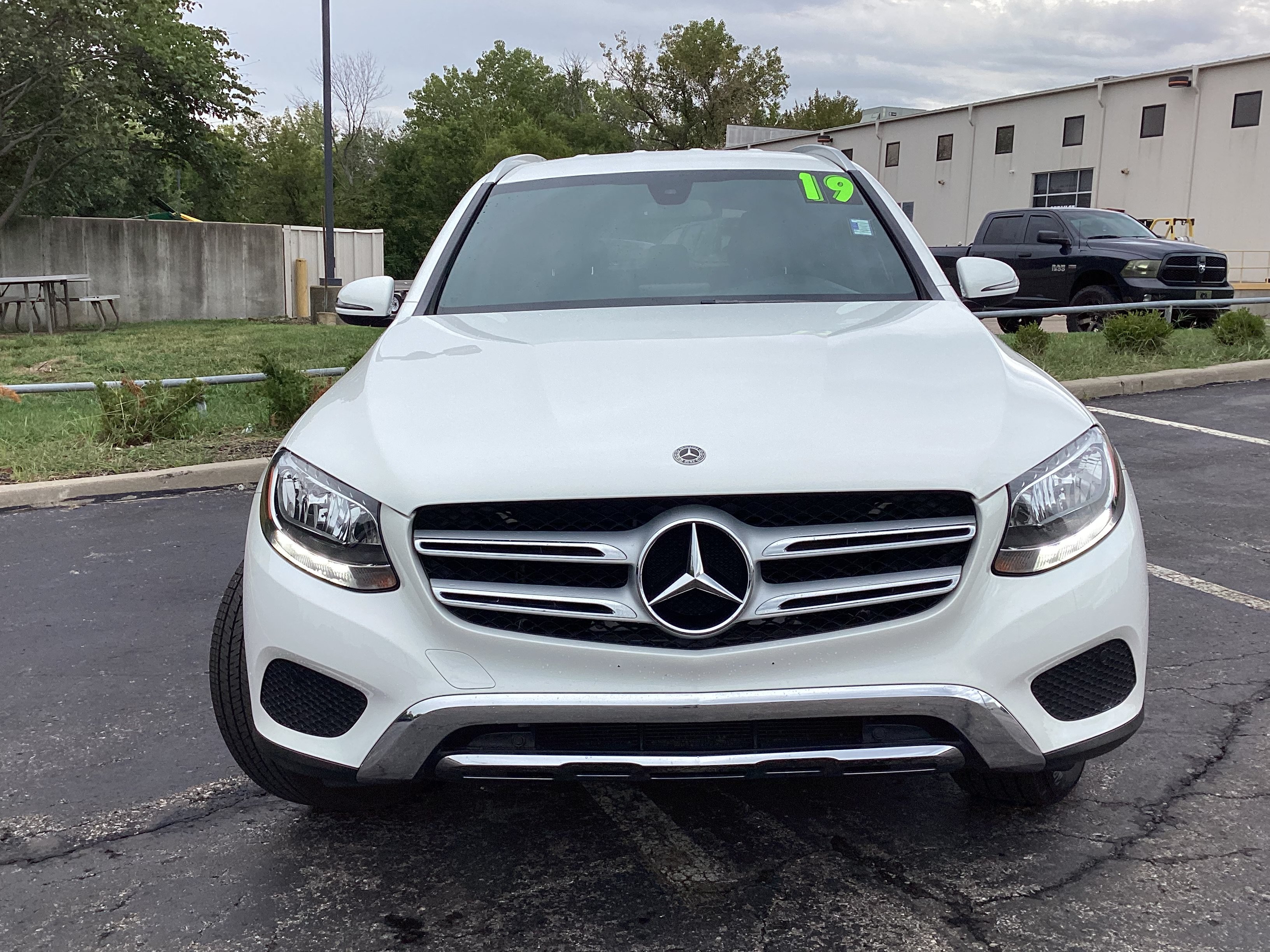 Used 2019 Mercedes-Benz GLC 300 4MATIC image 20