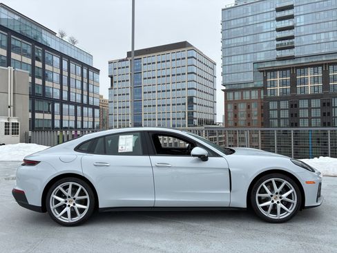 New 2026 Porsche Panamera image 8