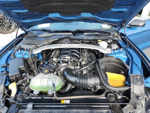 Used 2019 Ford Mustang Shelby GT350 w/ Technology Package image 6