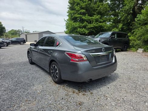 Used 2015 Nissan Altima 2.5 S w/ Power Driver Seat Package FWD image 5