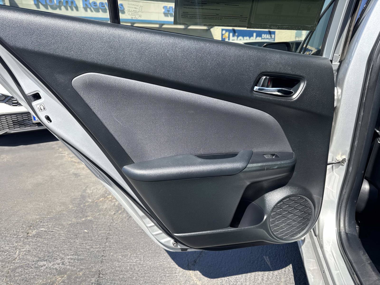 Used 2022 Toyota Prius FWD image 26