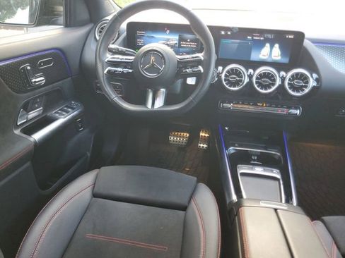 Used 2025 Mercedes-Benz GLA 250 image 15