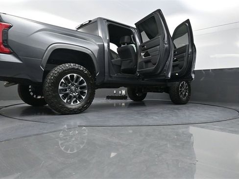 Used 2026 Toyota Tundra Limited image 37