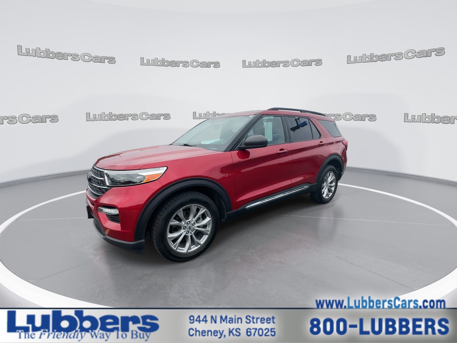 Used 2020 Ford Explorer XLT w/ Equipment Group 202A AWD/4WD image 4