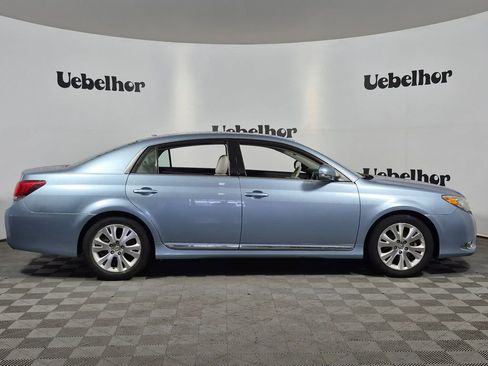 Used 2011 Toyota Avalon FWD image 8