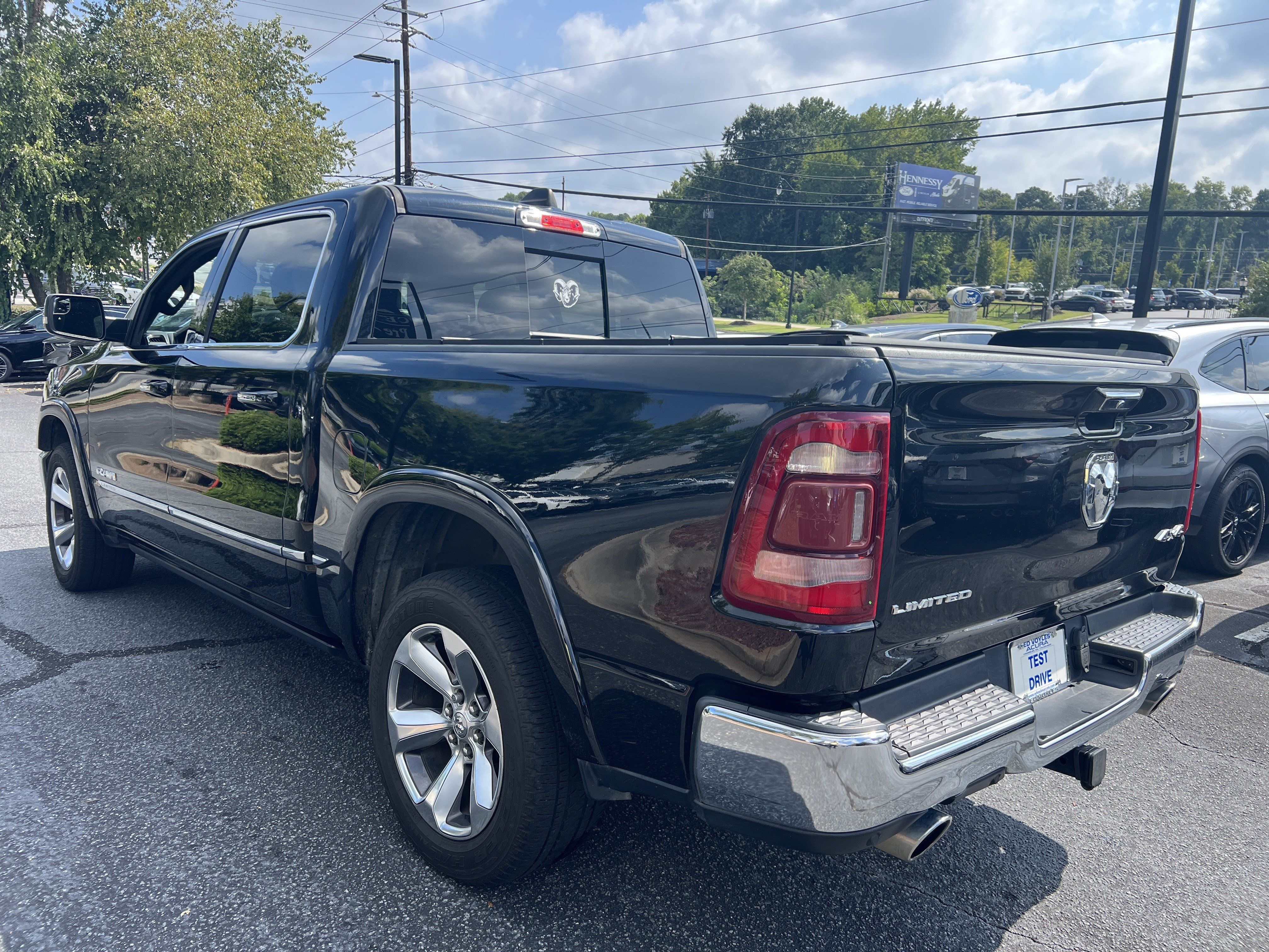 Used 2020 RAM 1500 Limited AWD/4WD image 3