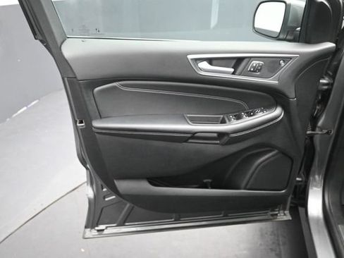 Certified 2024 Ford Edge Titanium AWD/4WD image 19