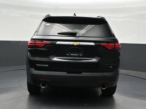 Used 2023 Chevrolet Traverse LT FWD image 4