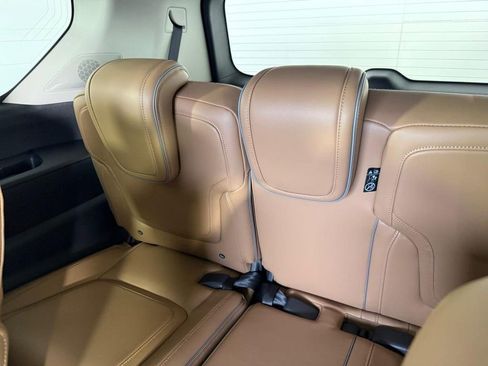 New 2026 INFINITI QX80 Luxe w/ Cargo Package AWD/4WD image 17