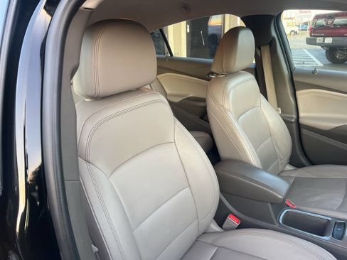 Used 2017 Chevrolet Cruze Premier w/ RS Package image 18