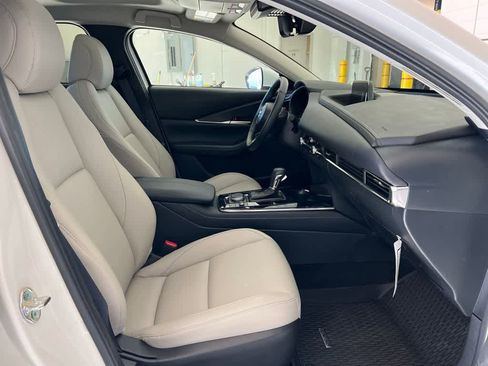 Certified 2025 MAZDA CX-30 AWD 2.5 S w/ Preferred Package image 19