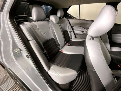 Used 2024 Nissan Kicks SR w/ SR Premium Package image 36