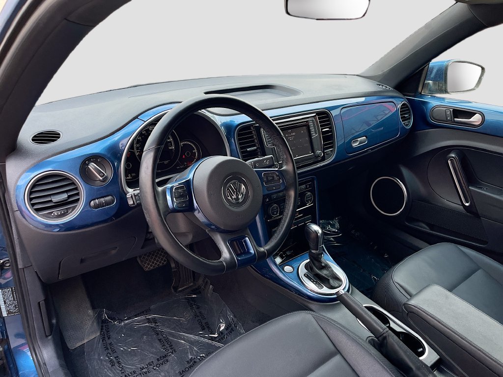 Used 2019 Volkswagen Beetle 2.0T SE FWD image 9