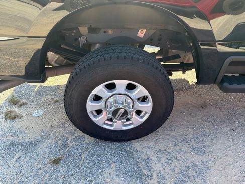 Used 2024 Ford F350 XLT w/ FX4 Off-Road Package AWD/4WD image 6