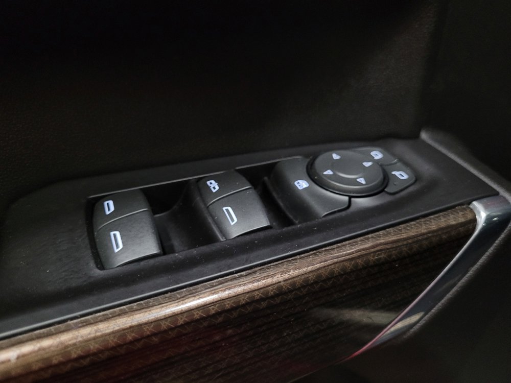 Used 2019 Chevrolet Silverado 1500 LT w/ All-Star Edition AWD/4WD image 27