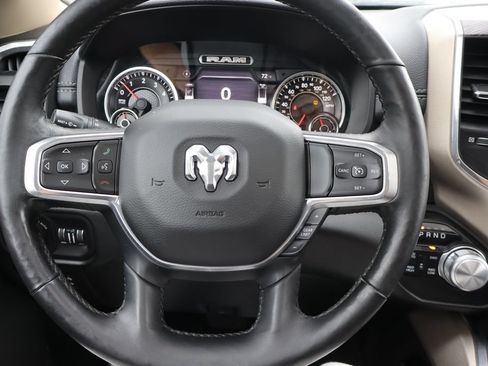 Used 2019 RAM 1500 Laramie AWD/4WD image 6