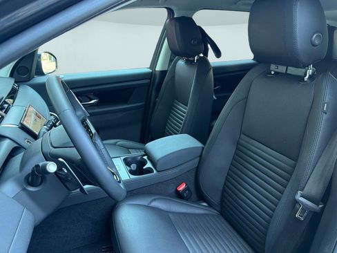 Certified 2025 Land Rover Discovery Sport S AWD/4WD image 5